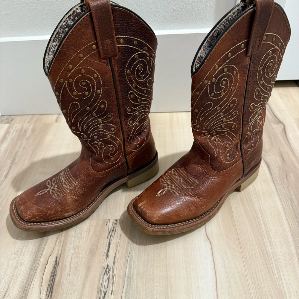 Women’s Leather Cowboy Boots